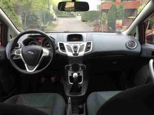 Ford Fiesta Titanium / Klima / 1. Hand / Alufelgen