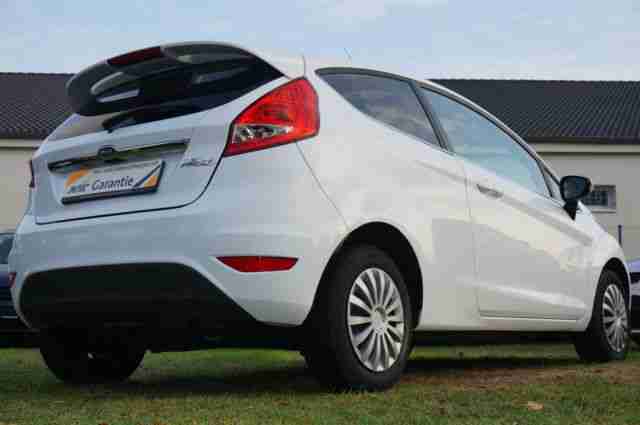 Ford Fiesta Titanium / SHZ / Bluetooth / USB / TOP !