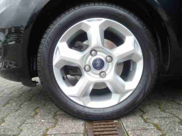 Ford Fiesta Trend 5-türig + Alus + Klimaanlage