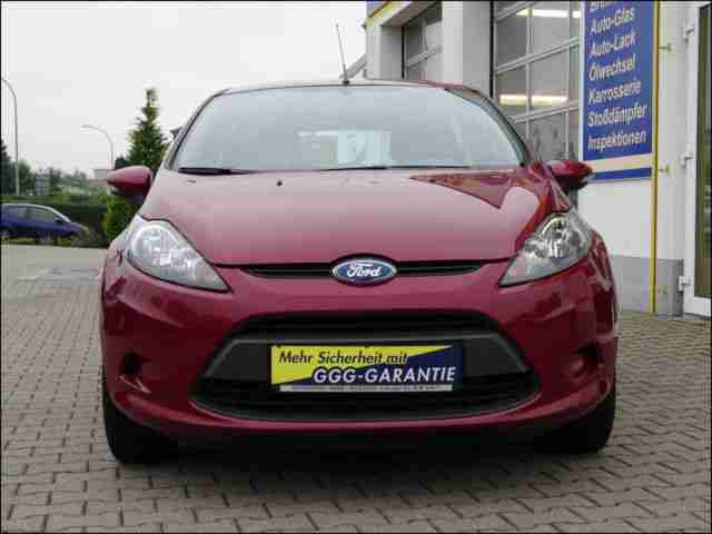 Ford Fiesta Trend TÜV-Neu AHK KLIMA ZV FSH