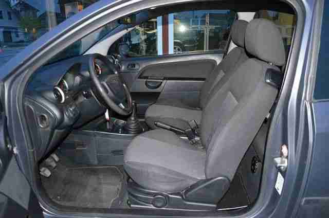 Ford Fiesta Viva X mit Klima u. GJ Reifen