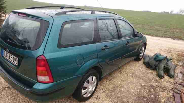 Ford Focus 1,8 D , 90 PS , grün , tüv neu, gepflegter zustand