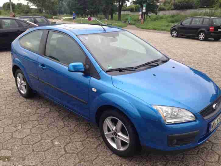 Ford Focus 1.8 Fun X, TÜV Neu, Winterausstattung, AHK, Klima, Schiebedach