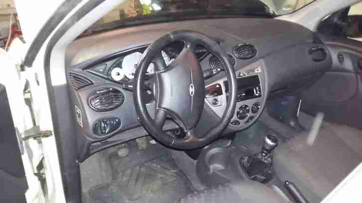 Ford Focus 1.8 Tddi tunier Futura