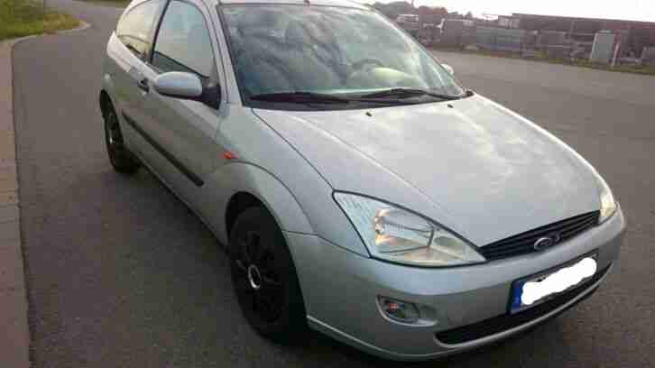 Ford Focus 1.8 silber