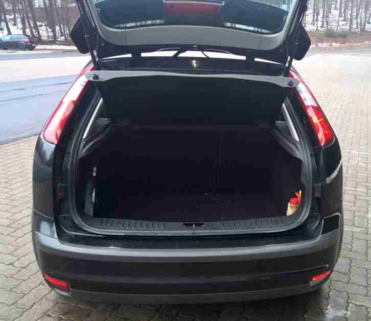 Ford Focus 2.0 TDCI DPF Titanium