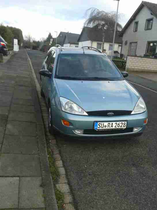 Ford Focus Kombi Schadstoffarm D4