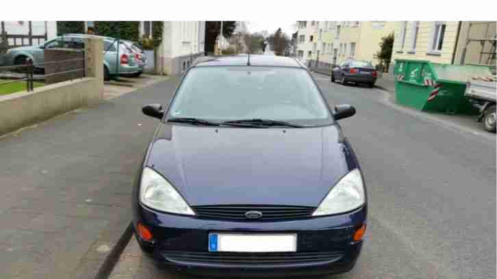 Ford Focus Limousine turnier blau 132000 km BJ
