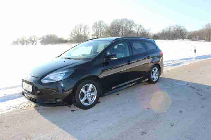 Ford Focus Tunier EcoBoost 2.0 ST mit Leder - Sport - Paket