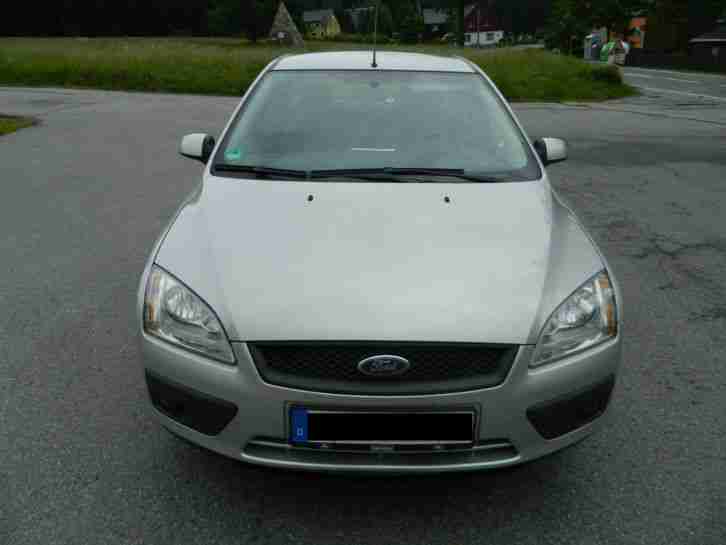 Focus Turnier 1.6 16V Benzin, Silber, 2007, 171500