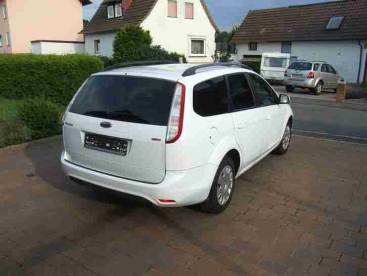 Ford Focus Turnier weiß Diesel 80kw / 109PS, Klima 110000km