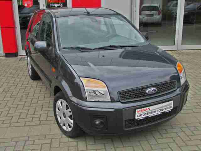 Ford Fusion 1.6 Ambiente Navi*Bluetooth*ESP