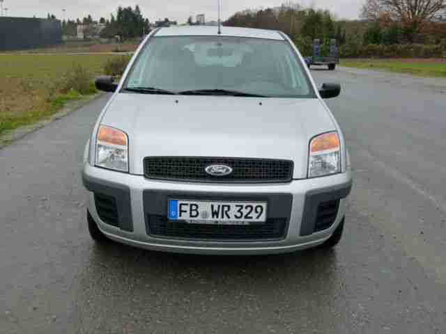 Ford Fusion 1.6 Automatik FUN *KLIMA *** 1.HAND ***