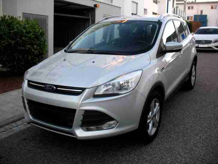 Ford Kuga 2, Titanium 2.0 TDCi - neues Model 2013, Scheckheftgepflegt, 48.000KM