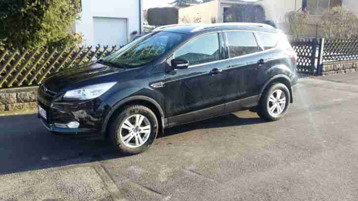 Kuga 2Liter TDCI Titanium 4x4 Navi AHK PDC USB