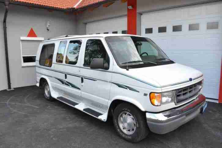 Ford Luxus Van mit Chariot Ausstattung