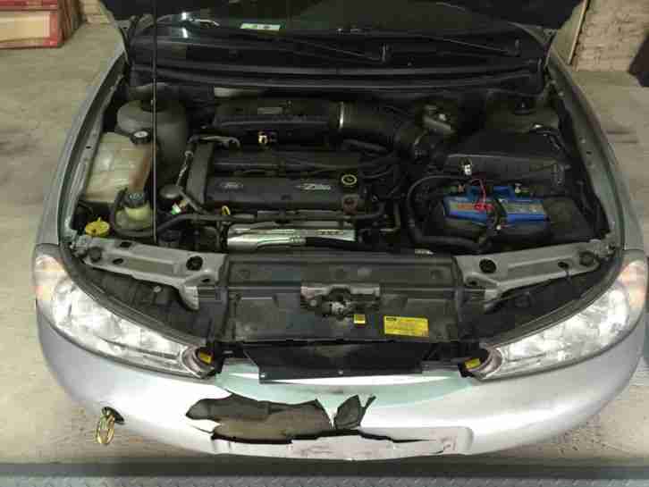 Ford Mondeo 2,0l Automatik silbergrau