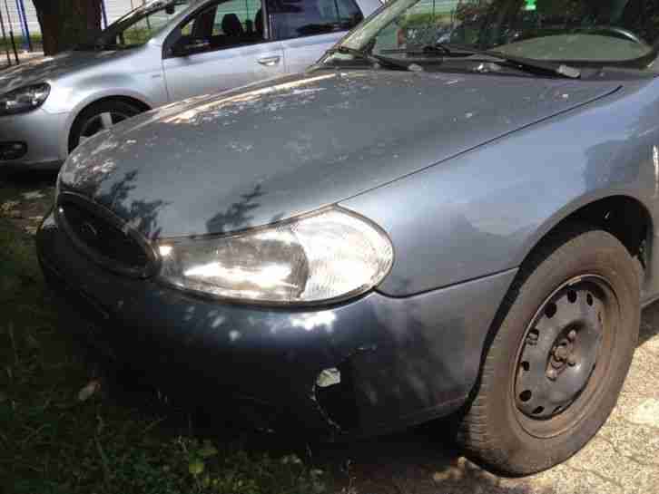 Ford Mondeo 5-Türig Automatik 180.000 km Benzin Schiebedach 2 Hand