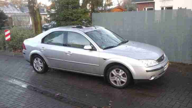 Ford Mondeo Ghia