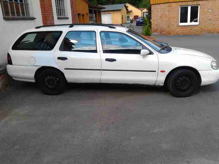 Ford Mondeo Tunier 1,8 TÜV 30 Oktober 2014 Kupplung und Bremsen sins erneuert