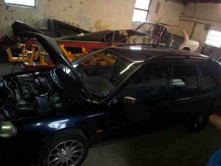 Ford Mondero 1.6 Turnier LPG Kombi Unfall viele Neuteile!