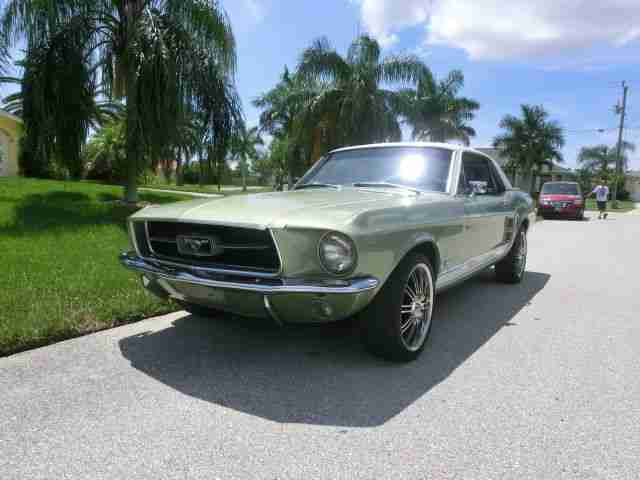 Ford Mustang 1967 V8 Coupe