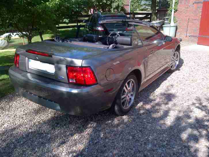 Ford Mustang Cabrio