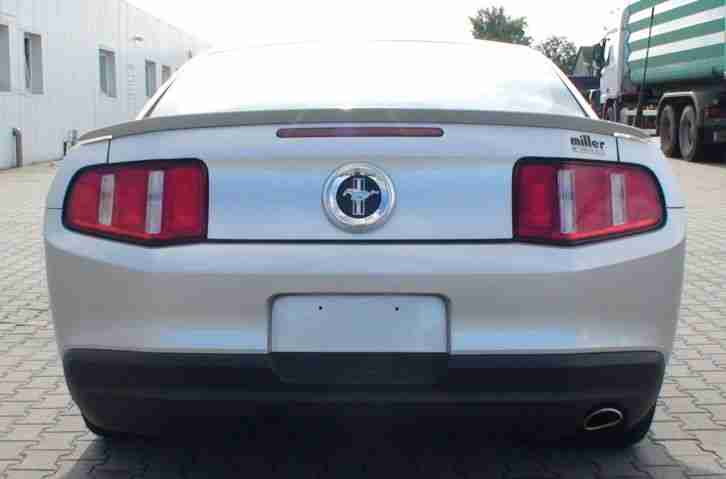 Ford Mustang Coupe, Leder, Klima, 18 Zoll-Alu, "My", 6200 km,TÜV/AU neu