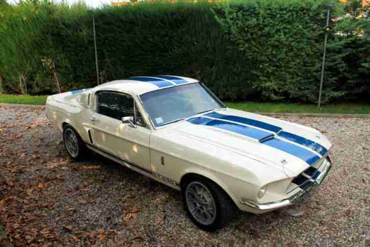 Ford Mustang GT 390 FASTBACK S CODE 1967 REPLICA GT 500 5 SPEED MANUAL