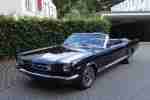 Ford Mustang V8 Schwarz Cabrio 1965