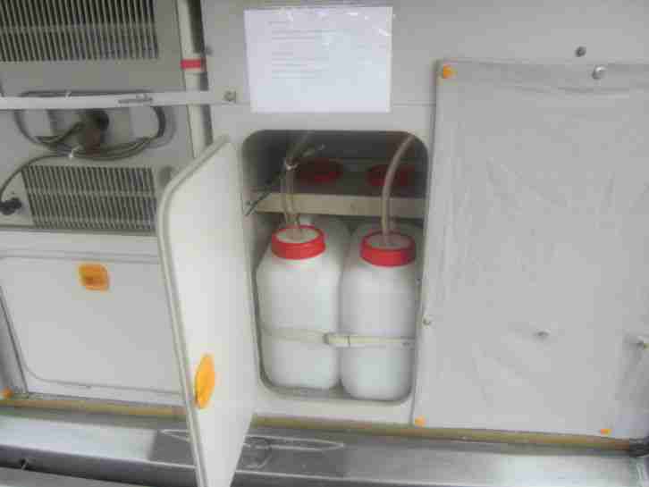 Ford umgebaut als Wohnmobil Urlaub Monteure Freizeit