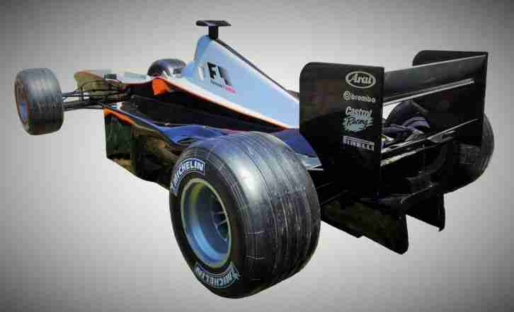 Formel 1 Chassis im Maßstab 1:1 als Rennsimulator