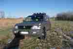 Gelendewagen Offroad 4x4 Jagd und Hunde Auto