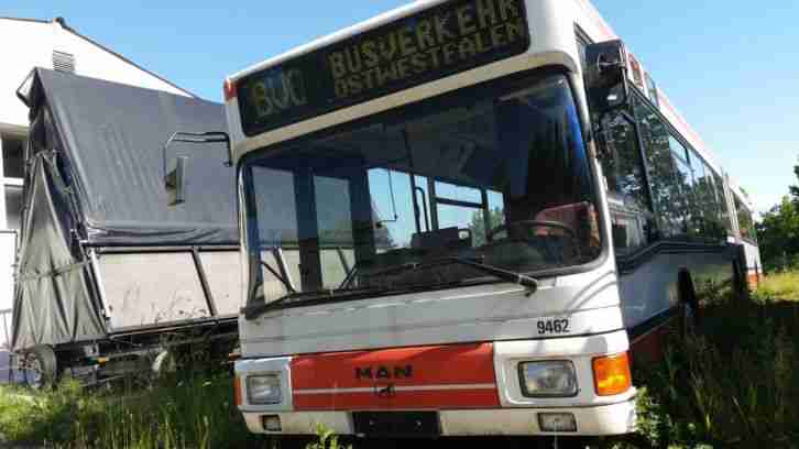 Gelenk Bus MAN NG 272 als Wohnmobil zugelassen