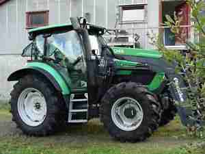Gepflegt Deutz Fahr. AGR0TR0N K9O. Traktor