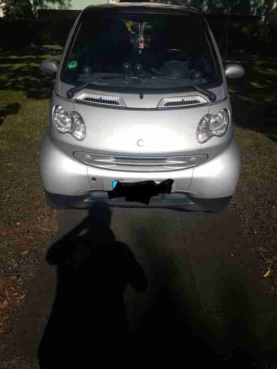 Gepflegter Smart fortwo in Silber