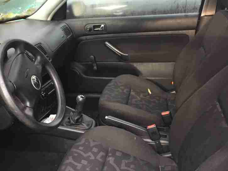 Golf 4 --- 1, 4 L---75 PS --Unfallfahrzeug als Teilträger/Bastellfahrzeug