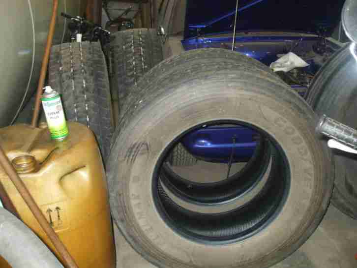 Goodyear FUELMAX D 315/70 R22,5 erst 5000 km gelaufen wegen Umbereifung