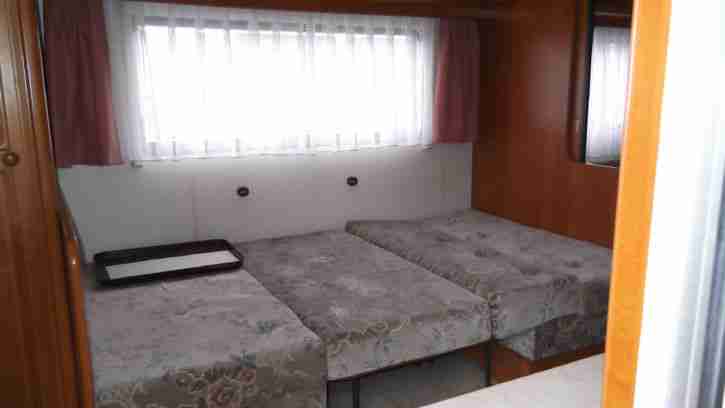 Gut erhaltener Wohnwagen Tüv neu kleine Kratzer