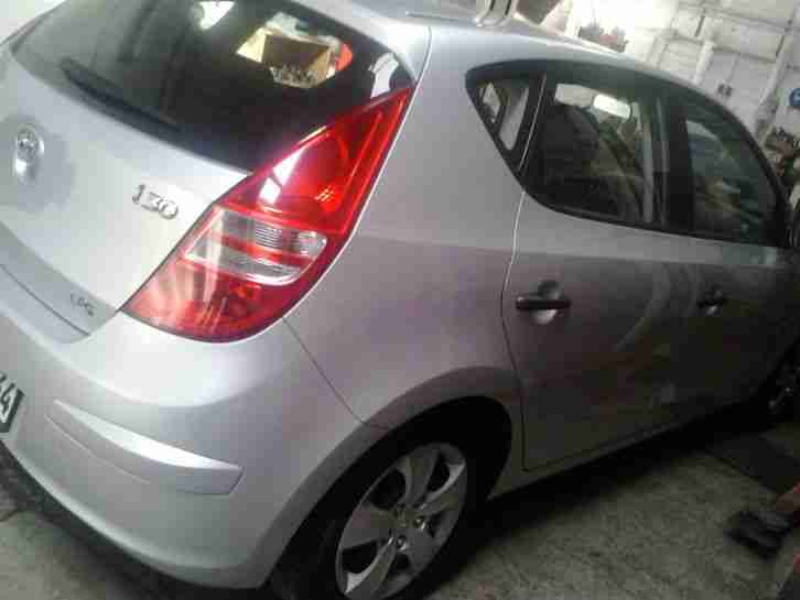 HUYNDAI I30 mit