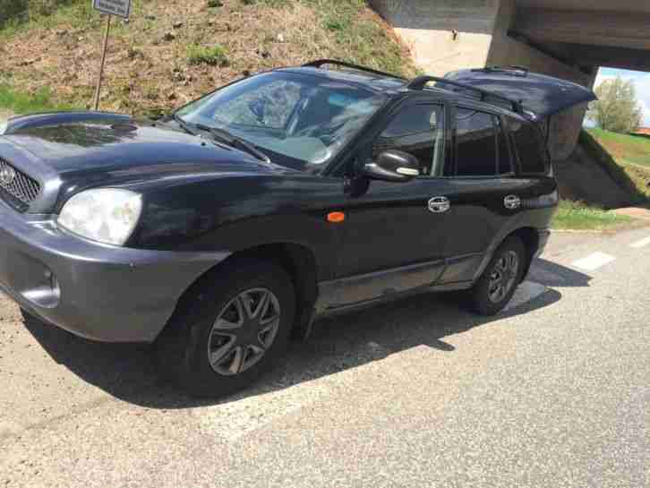 HYUNDAI Santa Fee Benzin/Flüßiggas AK 8fach bereift TÜV11/15
