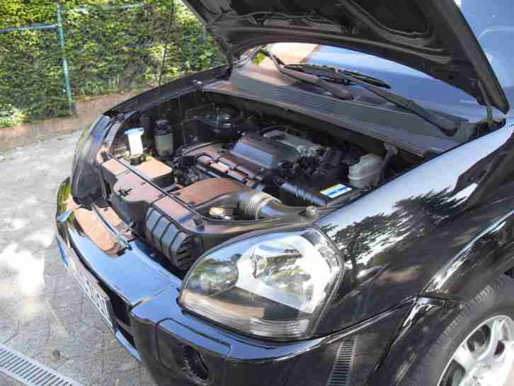 HYUNDAI TUCSON 2WD 2.0 GLS 51.250 KM WINTER+SOMMERREIFEN TOP ZUST. HU/AU 03/2016
