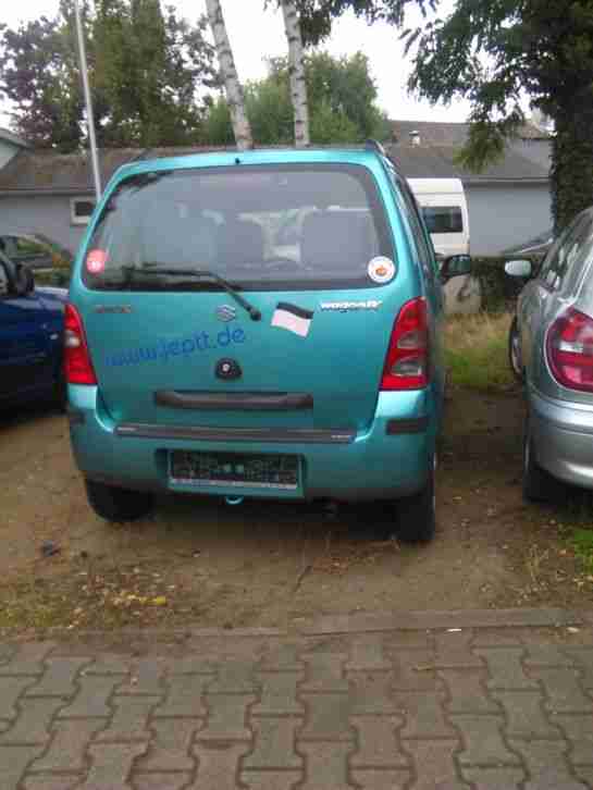 Hier werrden 2 Autos Verrkauft SUZUKI