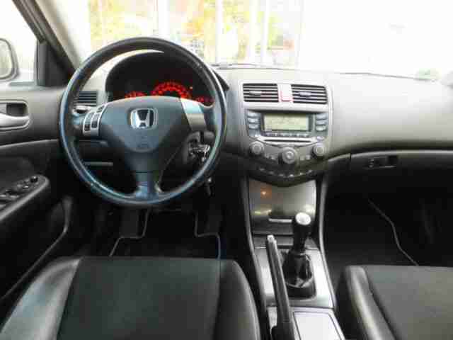 Honda Accord 2.0 i Comfort
