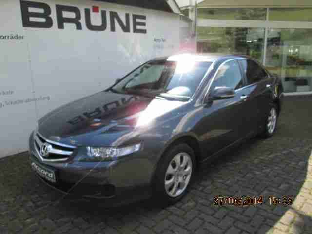 Honda Accord 2.0 i Sport mit AHK