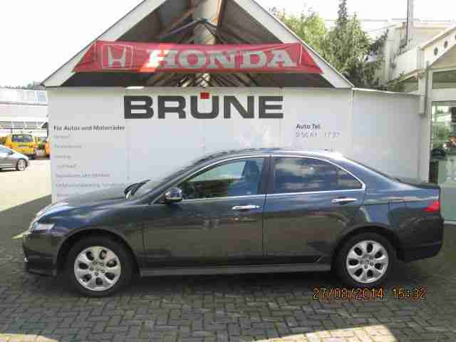Honda Accord 2.0 i Sport mit AHK