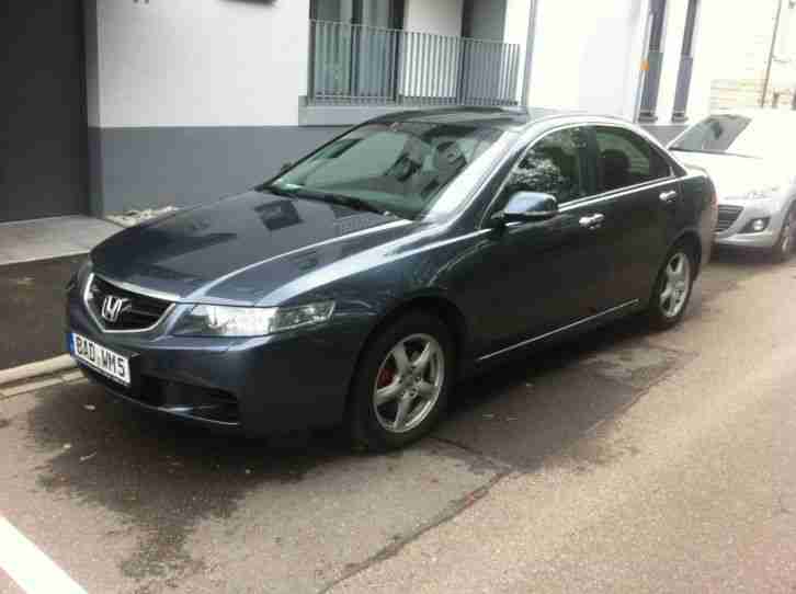 Honda Accord 2.2 i-CTDI Limousine gepflegter Garagenw. Diesel Leder DVD Player..