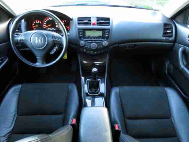 Honda Accord 2.2i-CTDi Sport