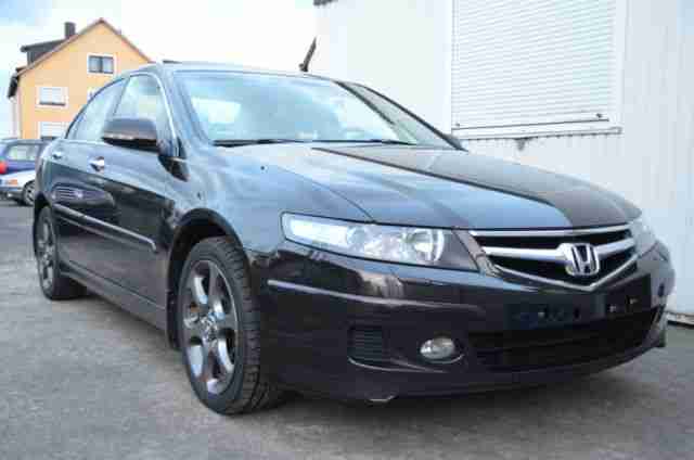 Accord 2.4 i Automatik Type S