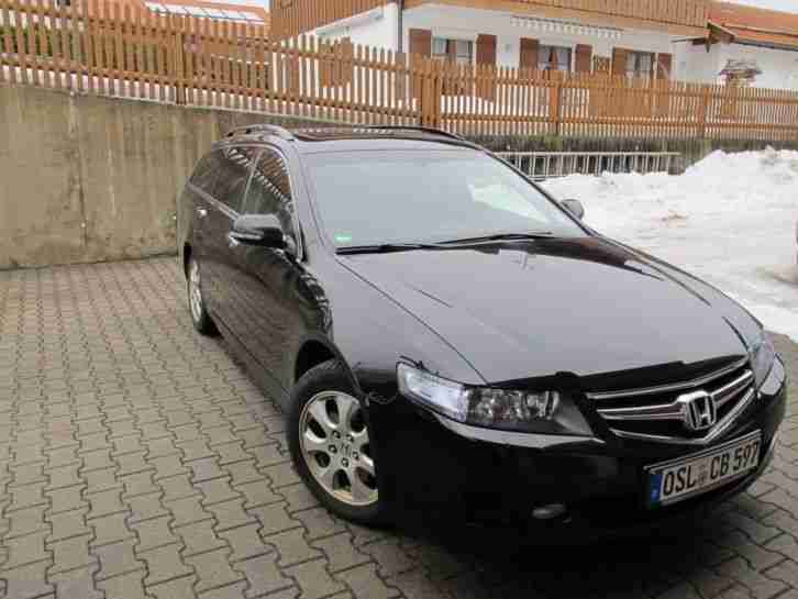 Honda Accord Tourer 2.2i-CTDI Executive Xenon Navi Leder Webasto PDC AHK Unikat